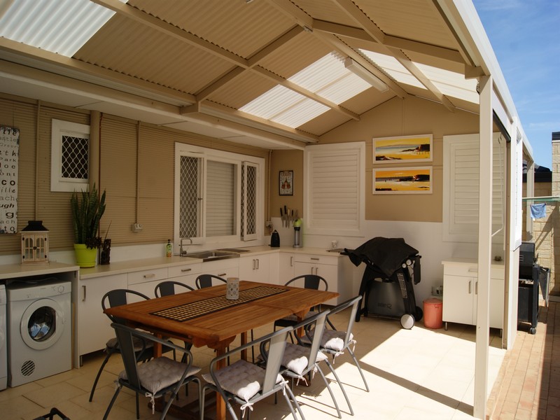 Gable Patio with kitchen setup - Great Aussie Patios Perth